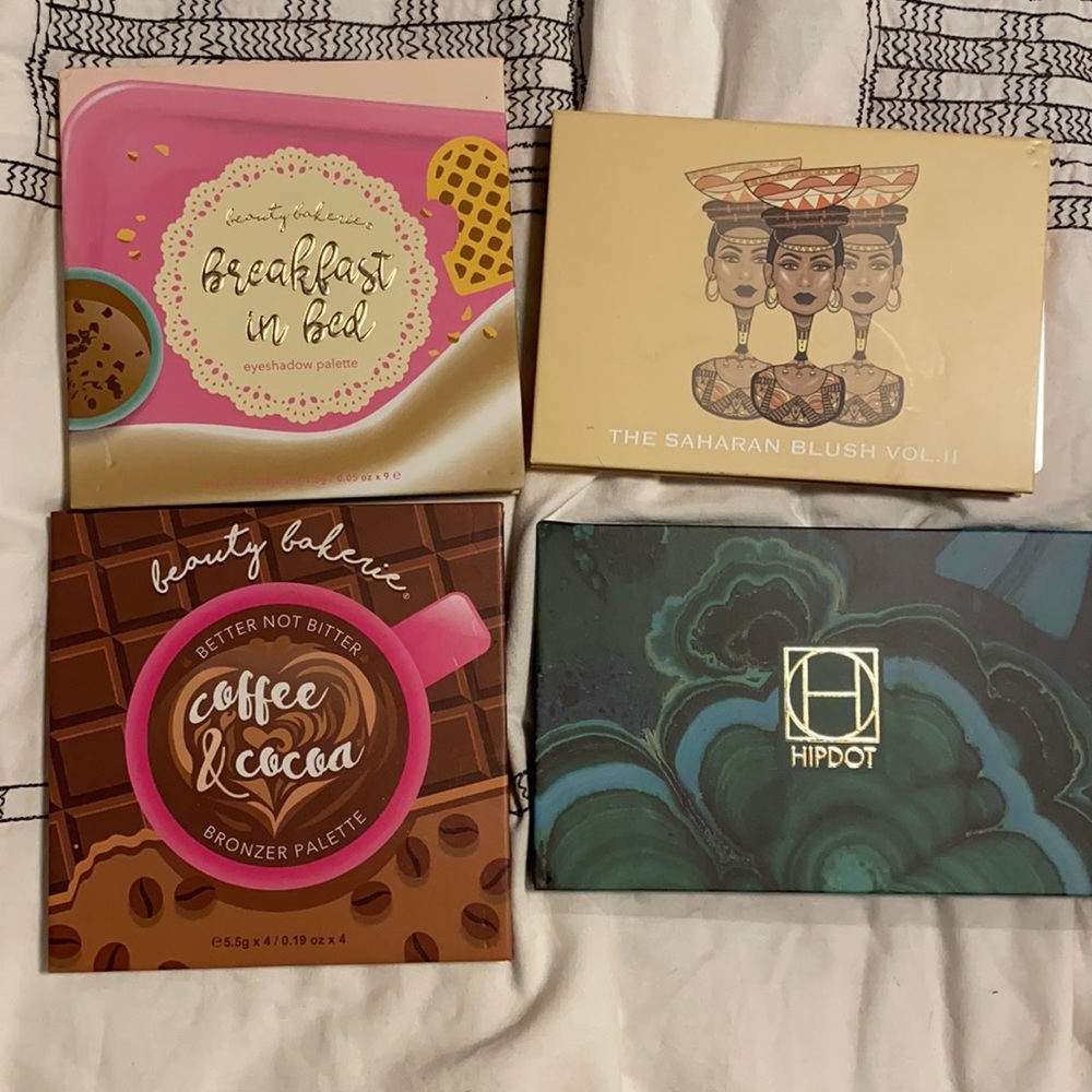 Makeup palette bundle